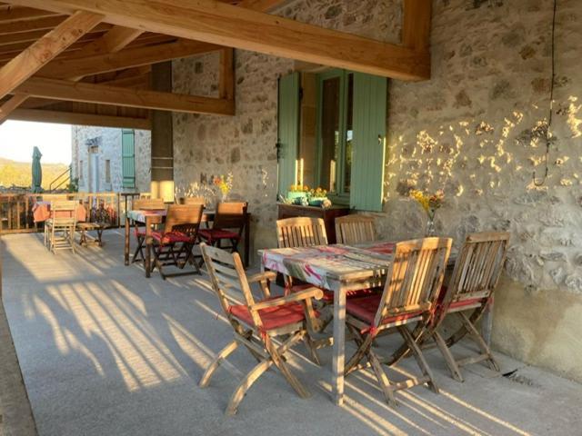 Chambres D'Hotes Domaine Les Grands Perons Hérisson Kültér fotó